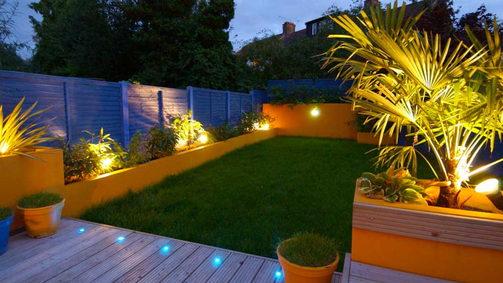 PROYECTOR DE AREA LED CON SENSOR 50W